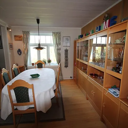 Holiday home Lyngen *